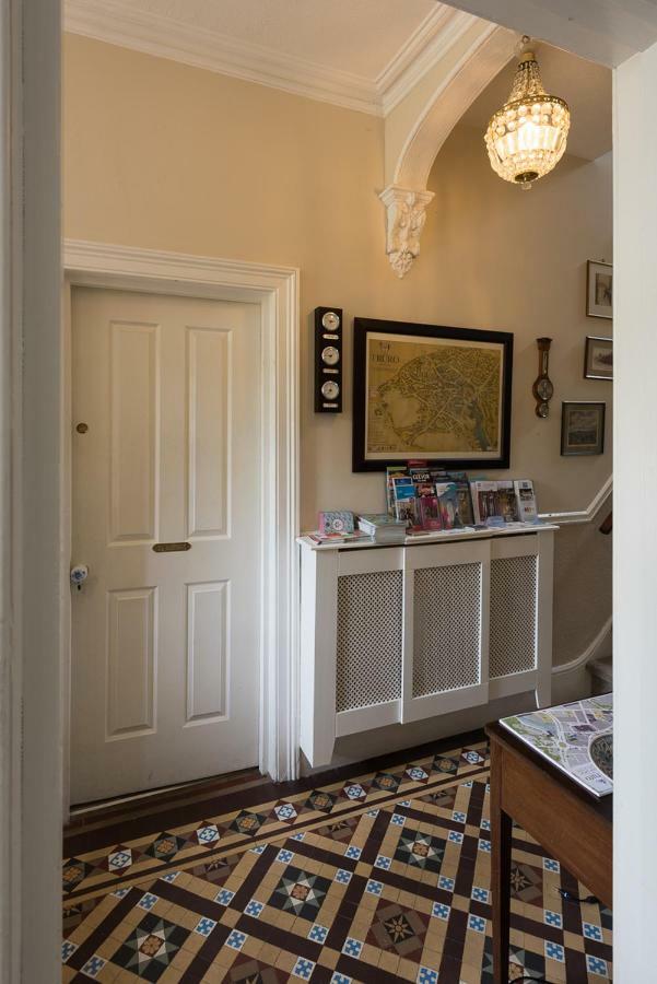 Cliftons Guest House Truro Dış mekan fotoğraf